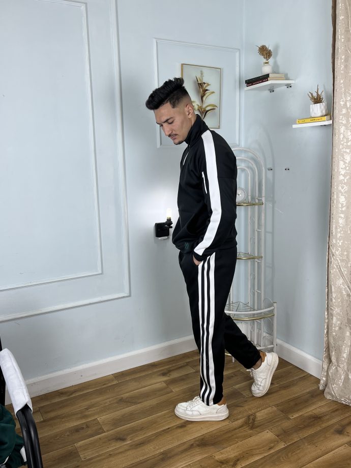 ⁦tracksuit⁩ - الصورة ⁦3⁩