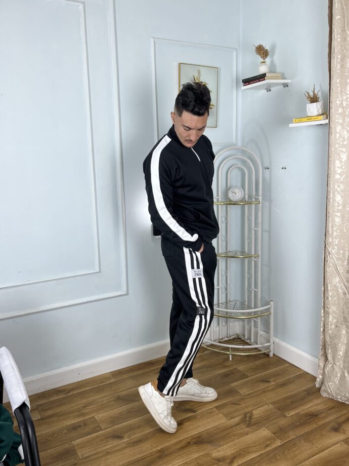 ⁦tracksuit⁩ - الصورة ⁦2⁩