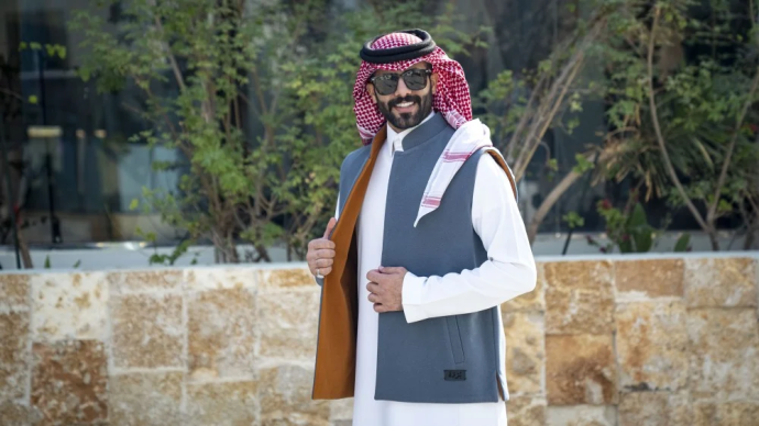 سديرية فخمة تلبس بوجهين