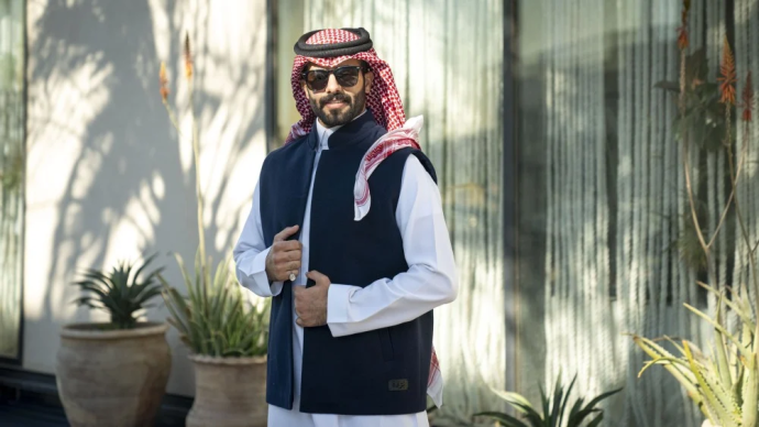 ⁦سديرية فخمة تلبس بوجهين⁩ - الصورة ⁦3⁩